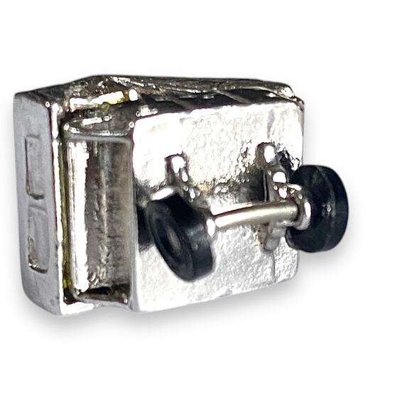 Vintage Charm Travel Trailer Camper Silver Tone Wheels Turn Whimsical 1950s RARE - Picture 9 of 13